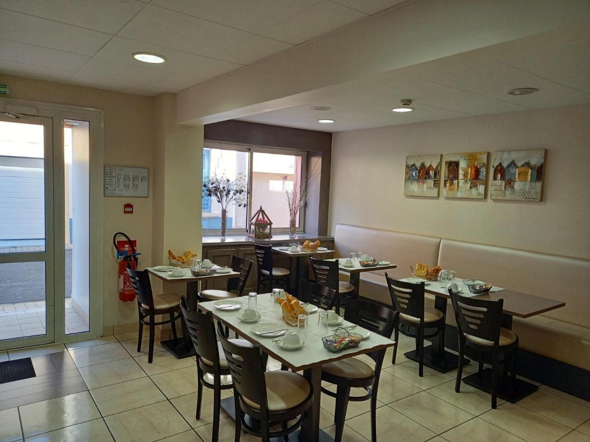 Hotel Sables D'O Et Son Restaurant Le 16 Bis Les Sables-dʼOlonne Eksteriør billede