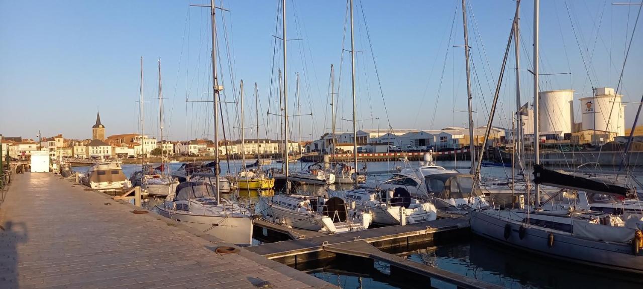 Hotel Sables D'O Et Son Restaurant Le 16 Bis Les Sables-dʼOlonne Eksteriør billede