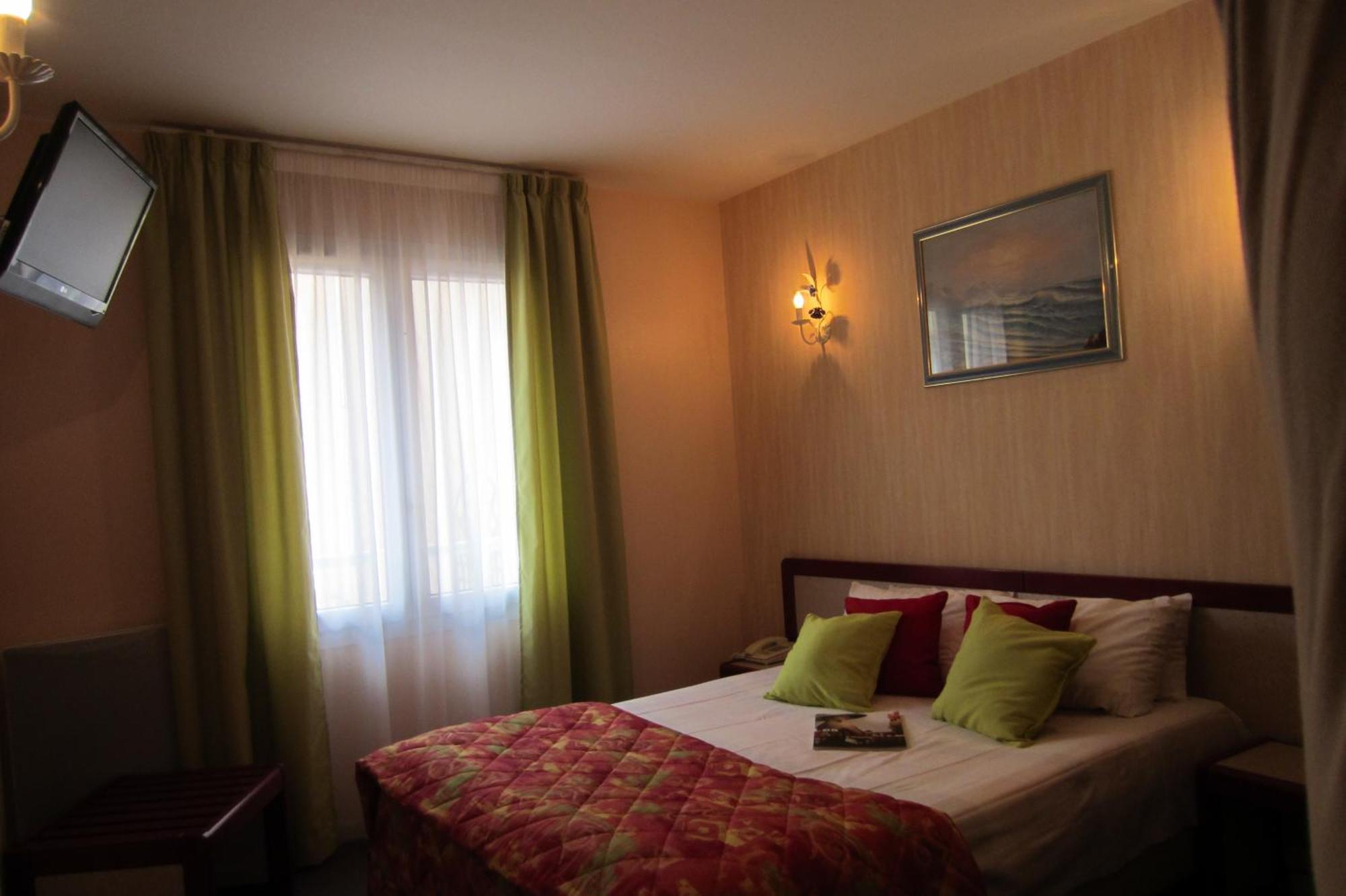Hotel Sables D'O Et Son Restaurant Le 16 Bis Les Sables-dʼOlonne Eksteriør billede